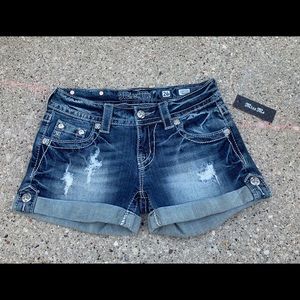 Miss Me Jean shorts NWT SZ 26